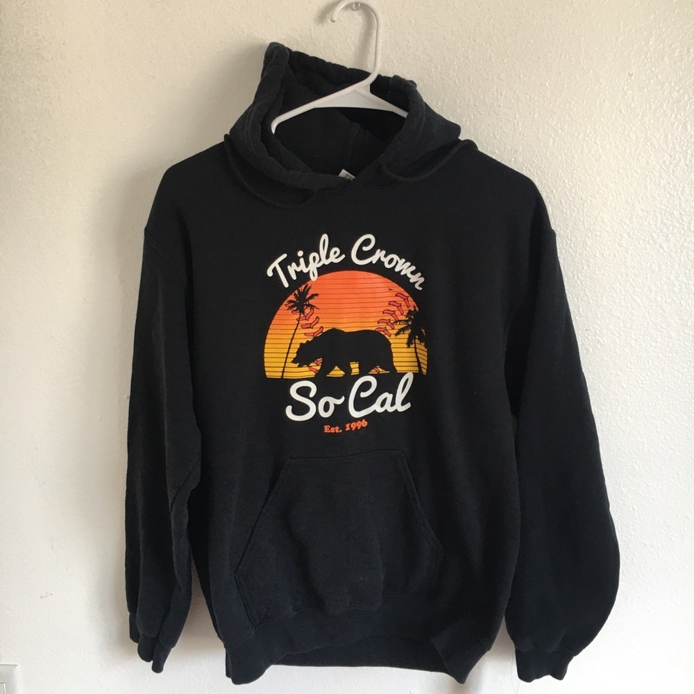 Triple Crown So Cal Gildan Hoodie - Size Small